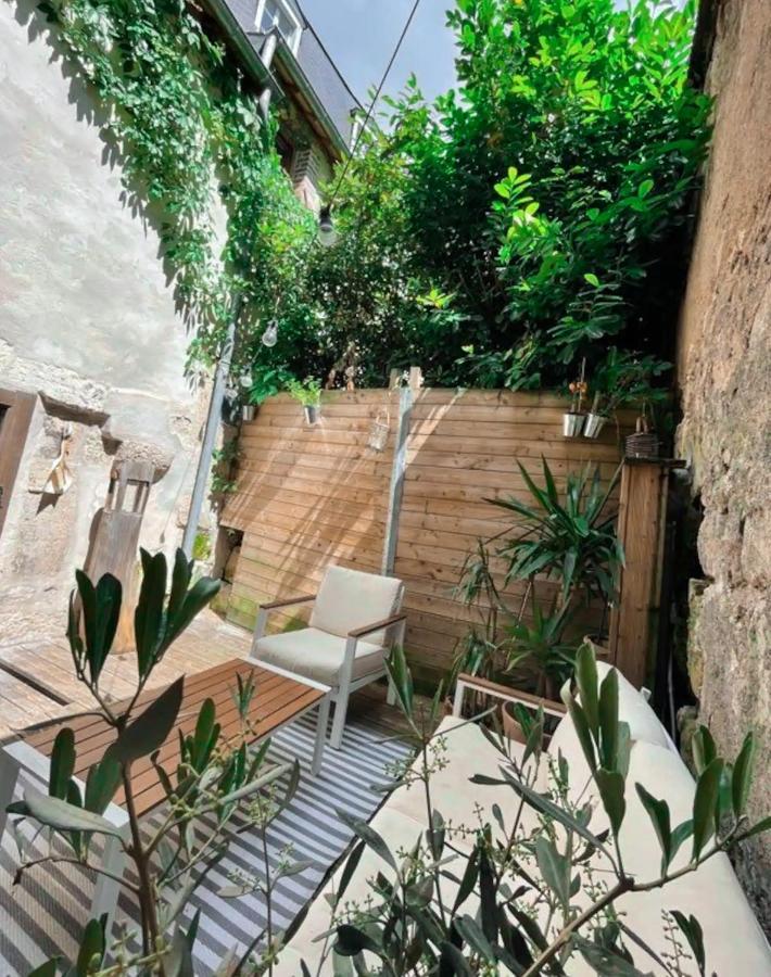 Loft Atypique Au Calme Avec Cour Privative Daire Bourges Dış mekan fotoğraf