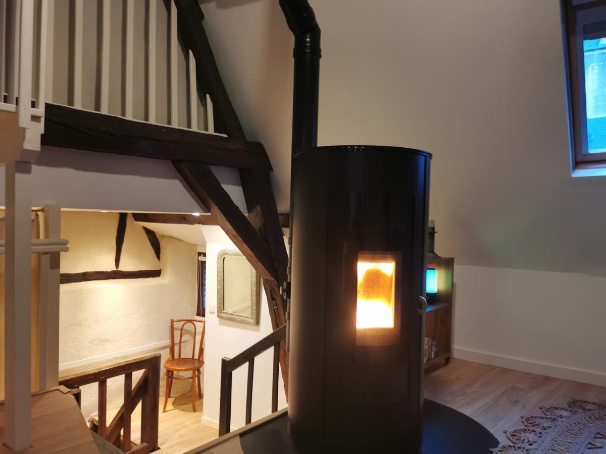 Loft Atypique Au Calme Avec Cour Privative Daire Bourges Dış mekan fotoğraf